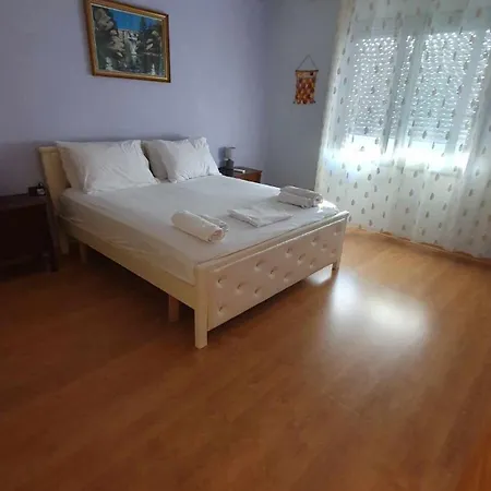 公寓 Licenji Vlorë